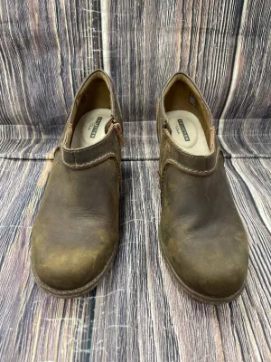 Boots Ankle Heels By Clarks In Brown, Size: 10 clarks