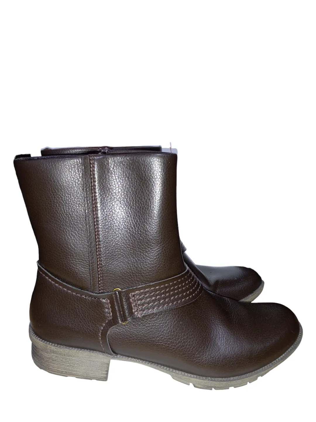 Brown Boots Ankle Flats Clarks, Size 9.5 clarks