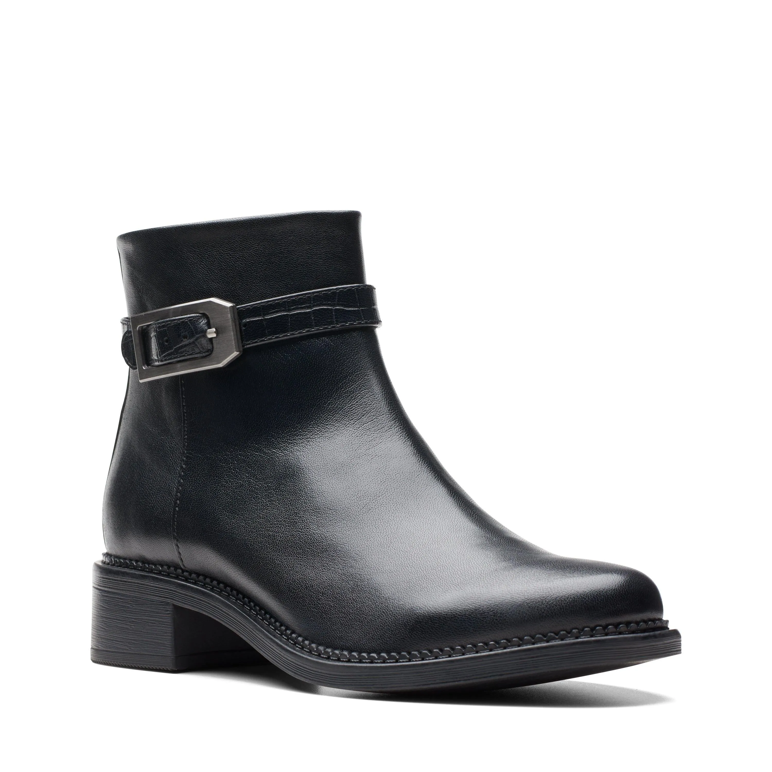Clarks Maye Grace in Black Leather