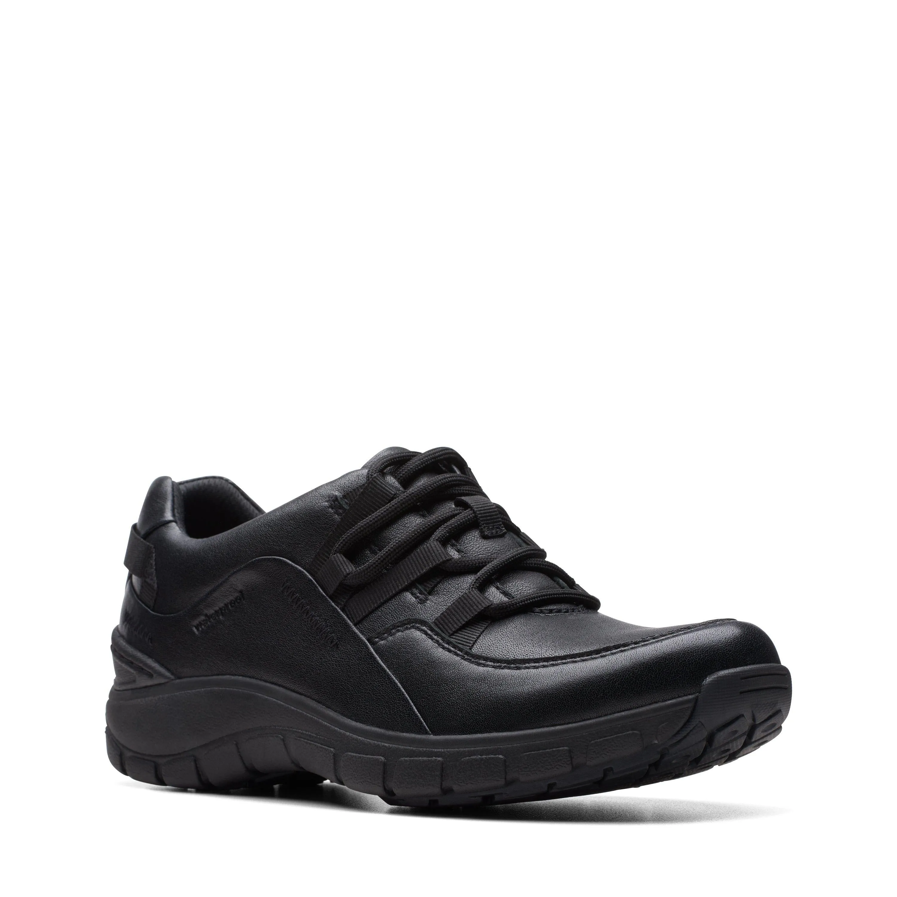 Clarks Wave Range AP in Black Leather