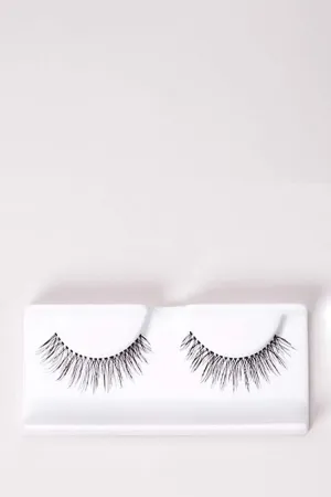 Forever 21 House of Lashes Black Forever 21