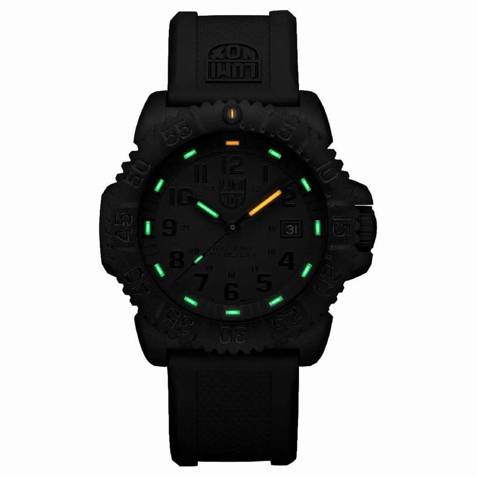 Luminox 3051.BO Men's Navy SEAL Colormark Dive Watch - Rugged Blackout Swiss-Made Timepiece