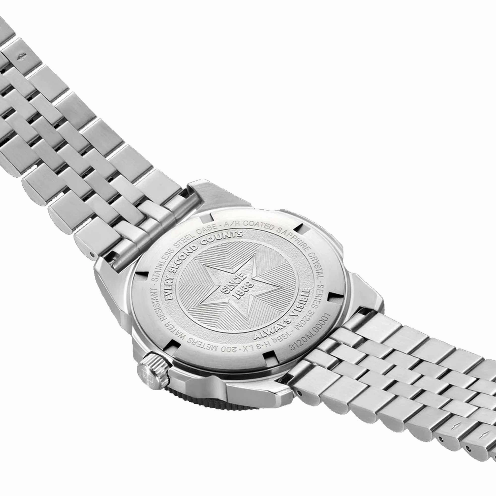 Luminox Men's Quartz Watch - Pacific Diver Ripple Black Dial Silver Bracelet | 3122.M