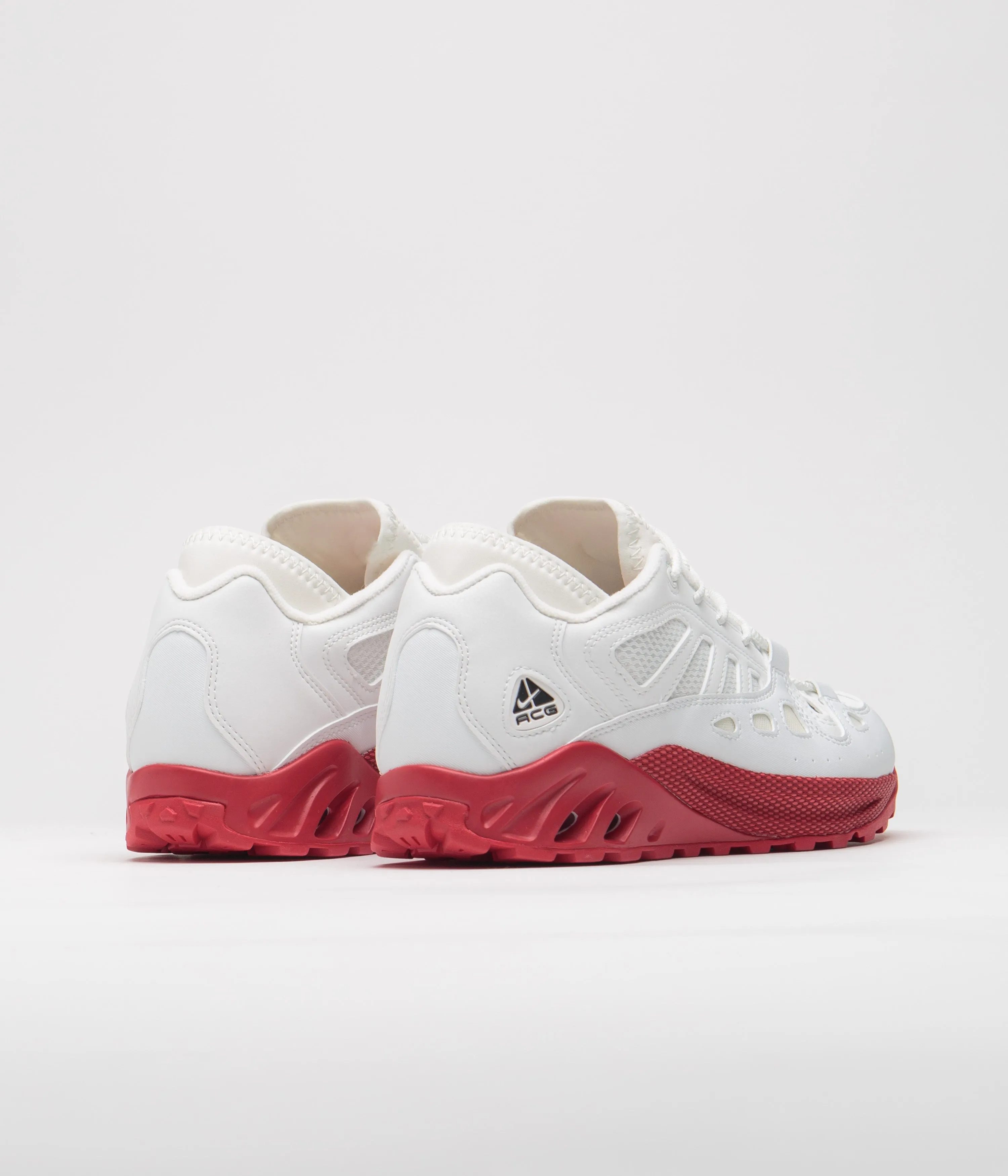 Nike ACG Air Exploraid Shoes - Summit White / Black - Summit White Nike ACG Outdoor Clothing