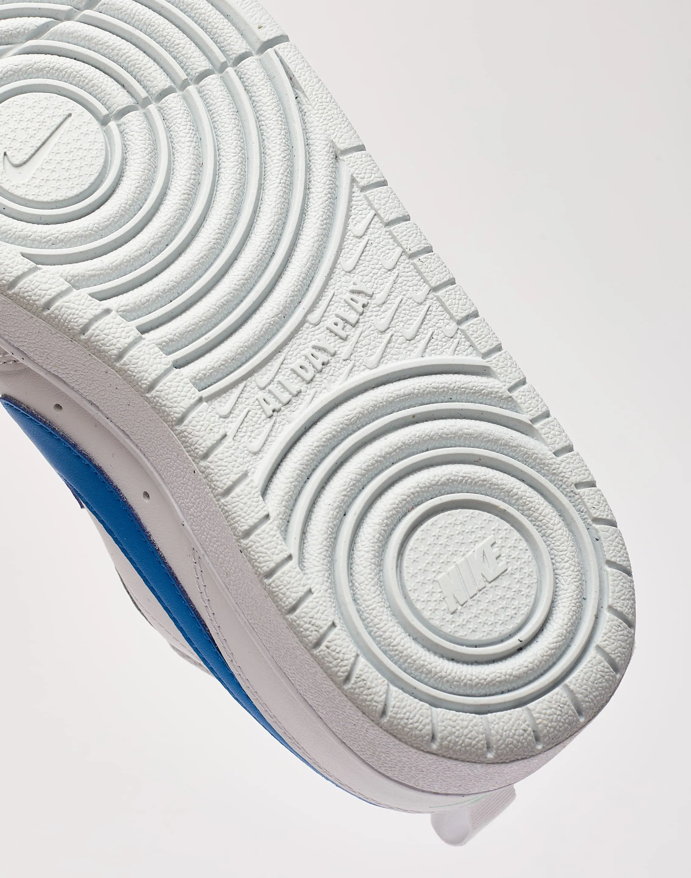 Nike Court Borough Low 2 Grade-School