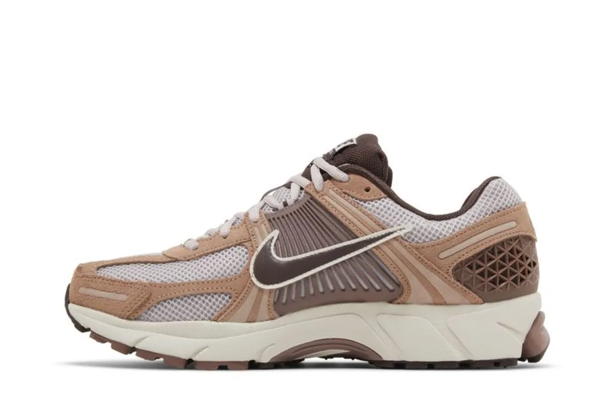 Nike Zoom Vomero 5 Dusted Clay