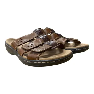Sandals Flats By Clarks In Brown, Size:8