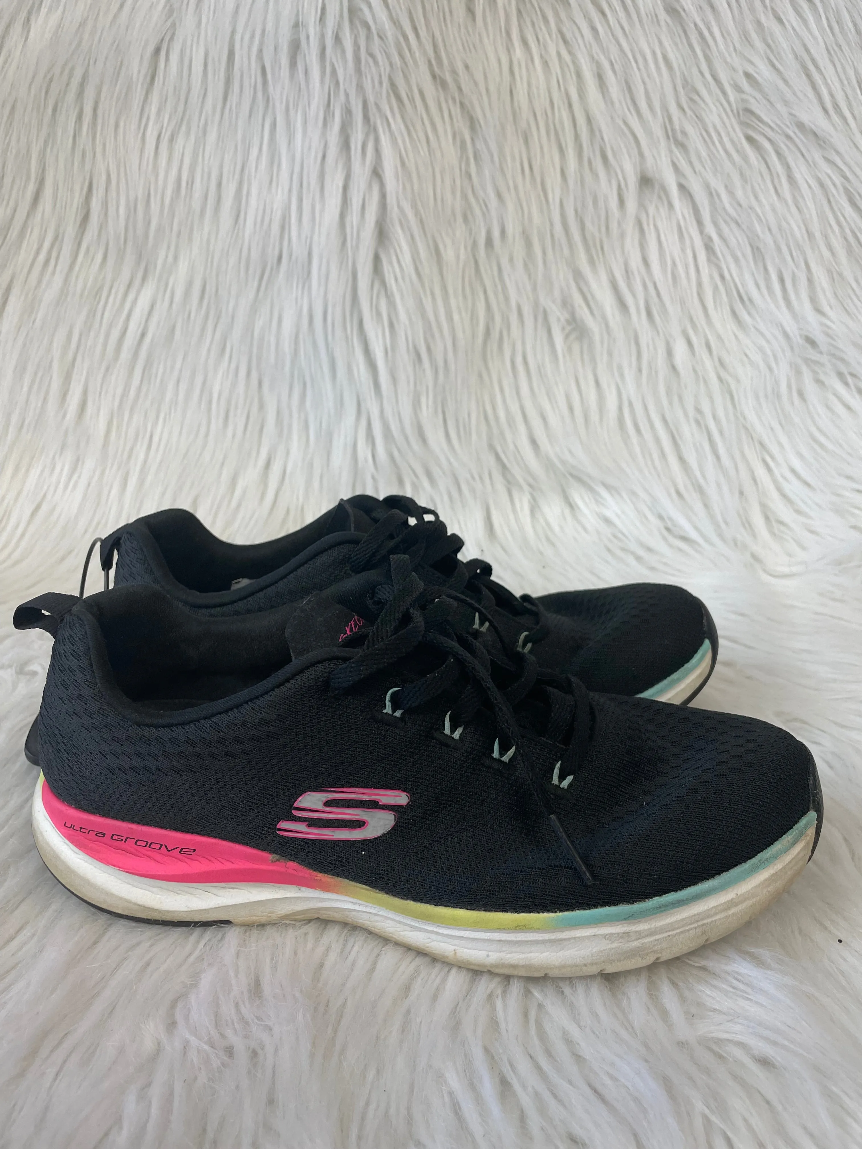 Shoes Athletic By Skechers In Black, Size: 7 skechers