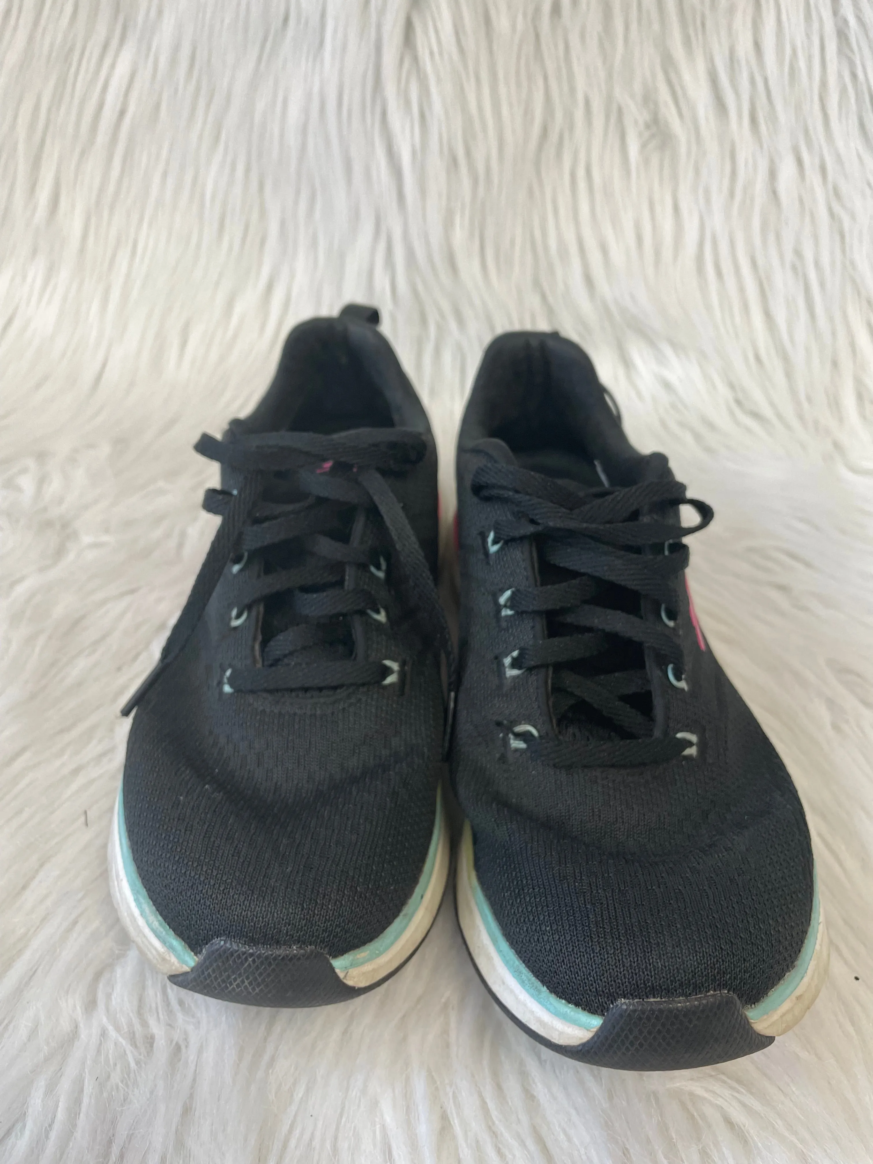 Shoes Athletic By Skechers In Black, Size: 7 skechers