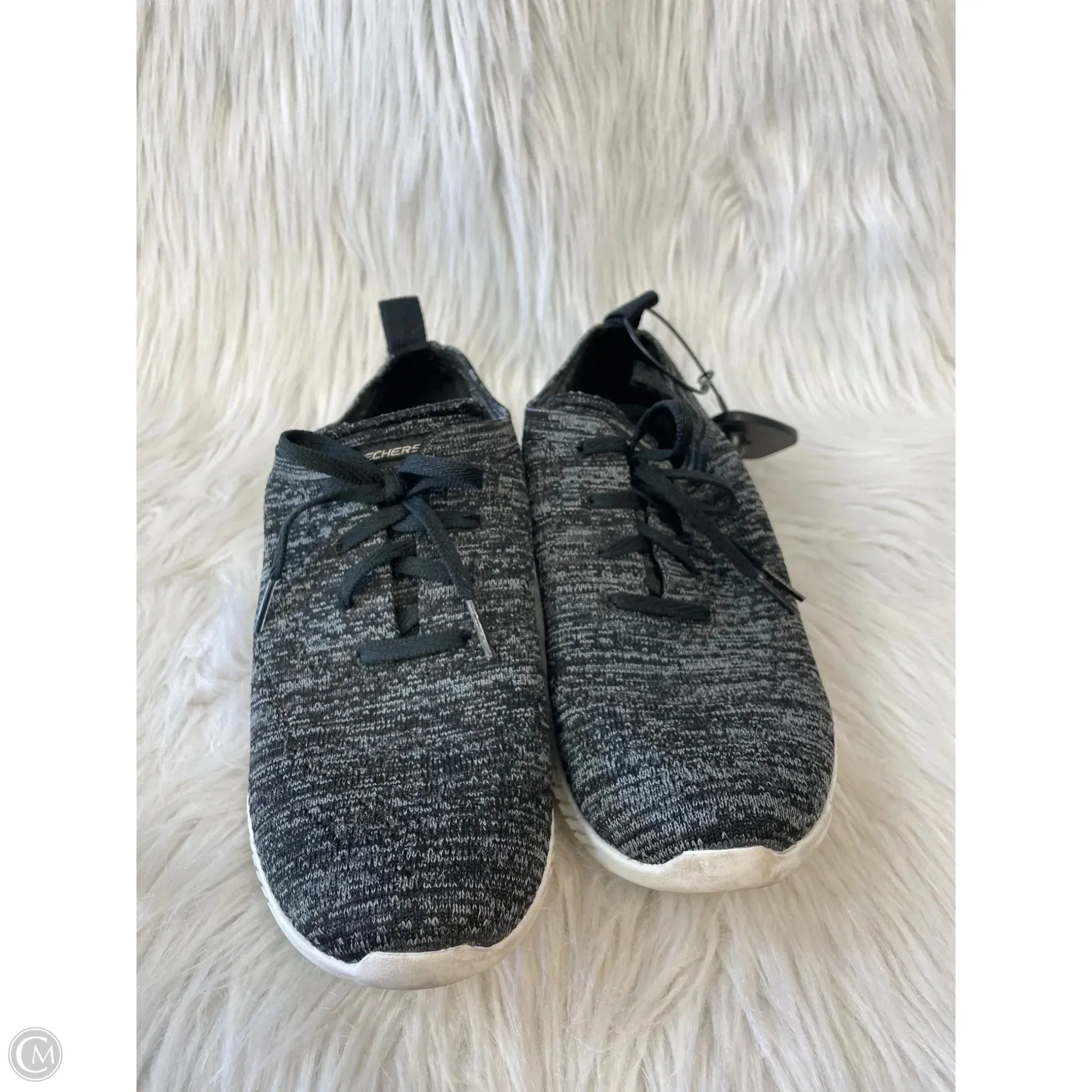 Shoes Athletic By Skechers In Grey & White, Size: 8.5 skechers