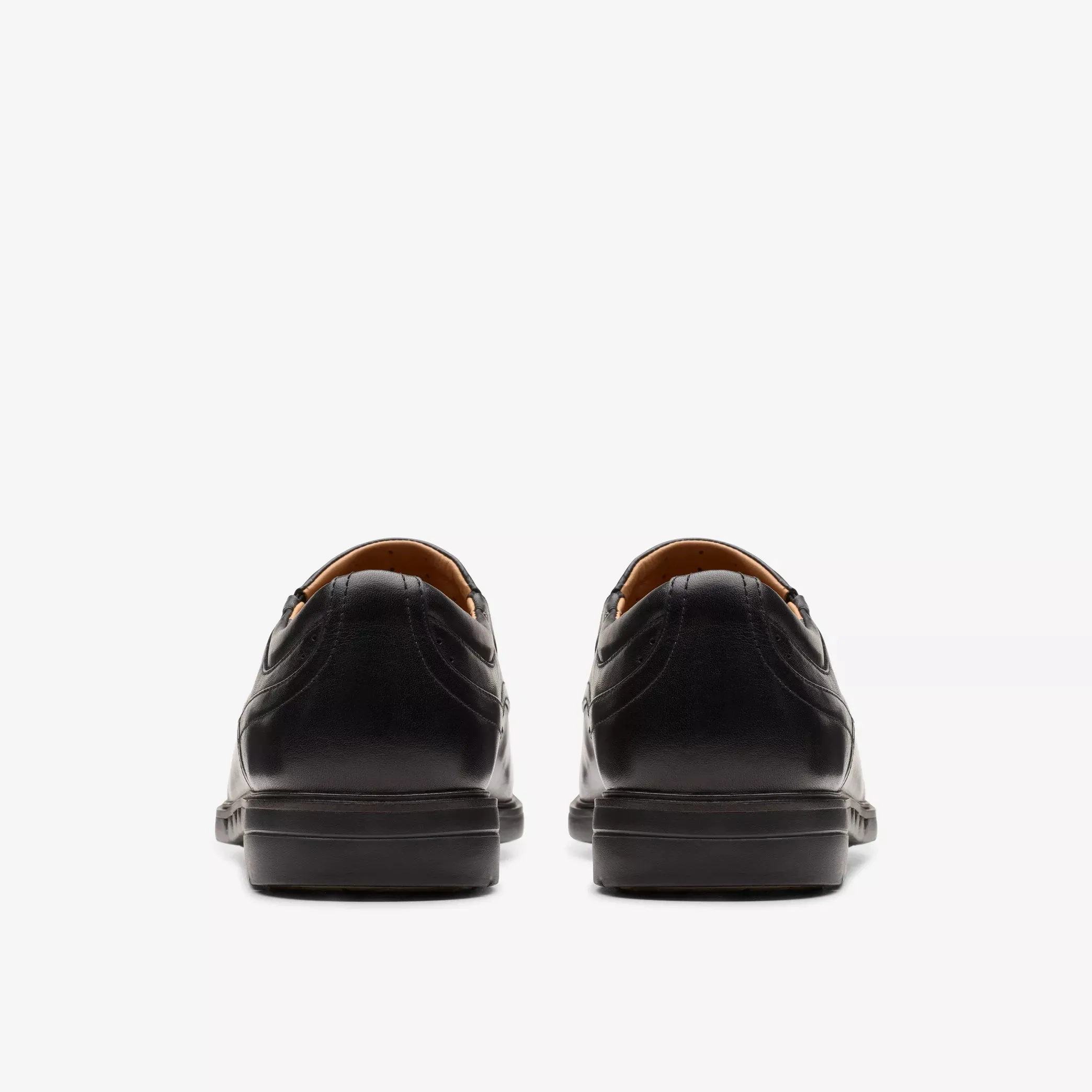 Shoes Clarks Men's UN Kendric Go Leather