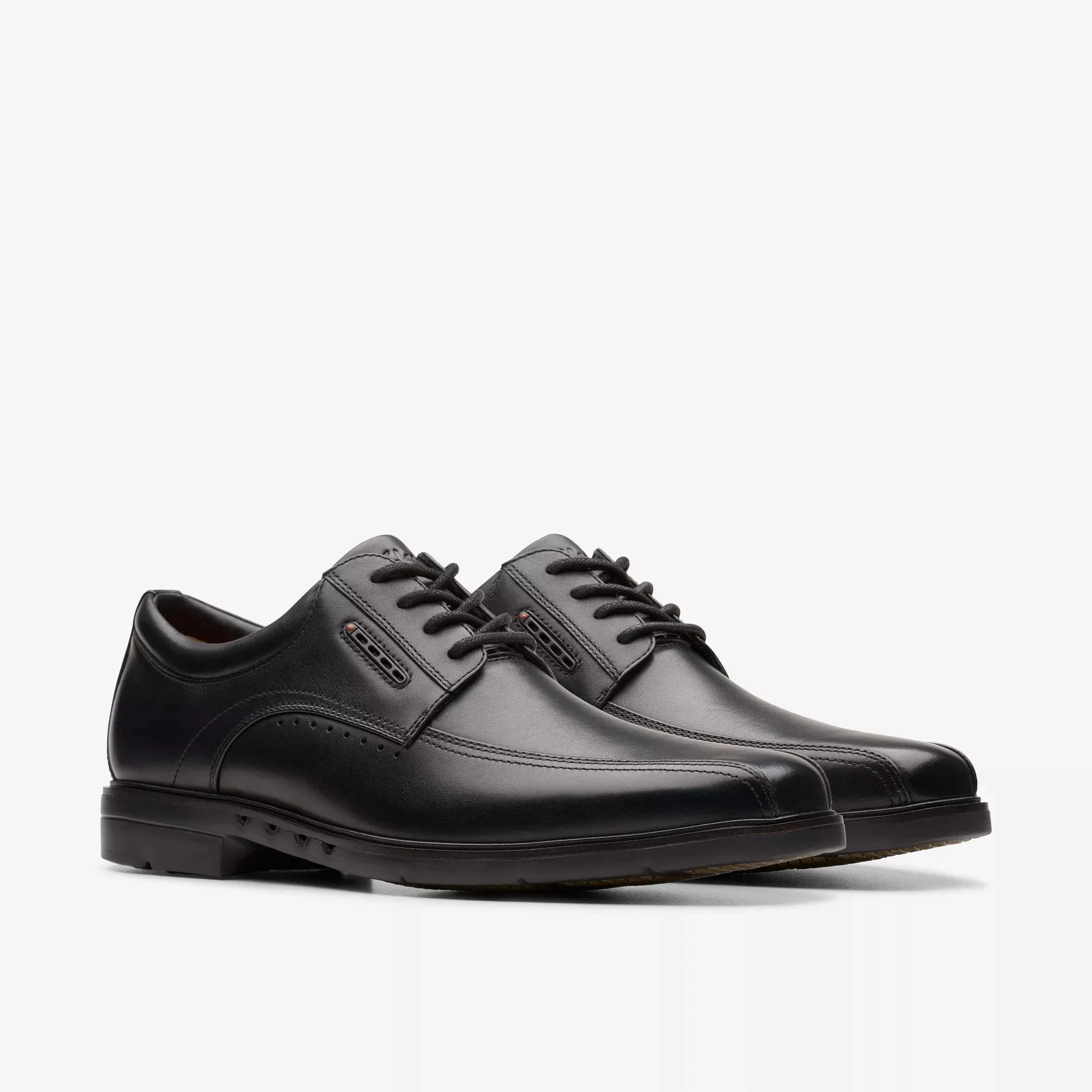 Shoes Clarks Men's UN Kendric Way Leather