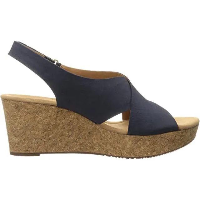 Shoes Clarks Women's Annadel Eirwyn