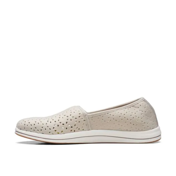 Shoes Clarks Women's Breeze Emily