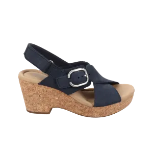 Shoes Clarks Women's Giselle Dove