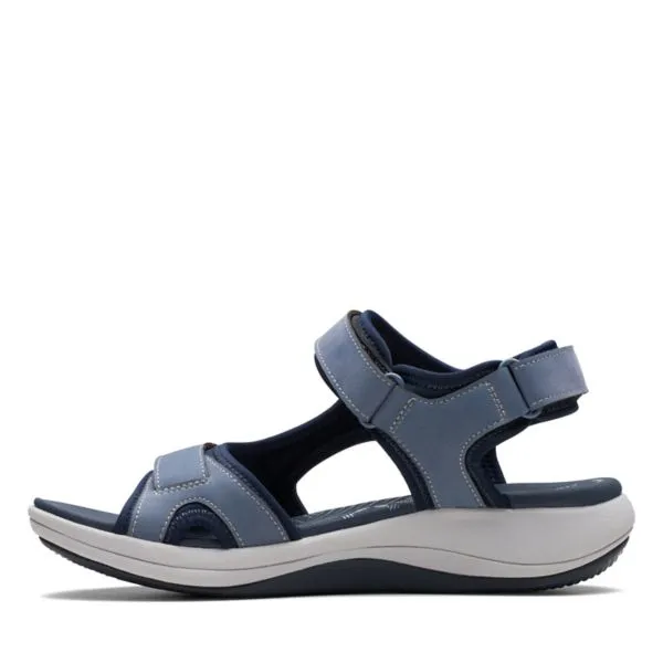 Shoes Clarks Women's Mira Bay