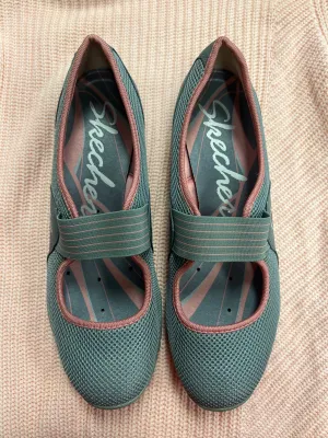 Shoes Flats Boat By Skechers  Size: 9.5 skechers