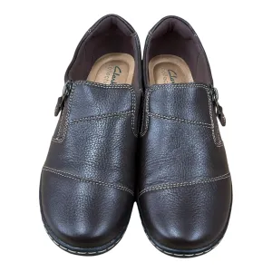 Shoes Flats By Clarks In Brown, Size: 6.5 clarks