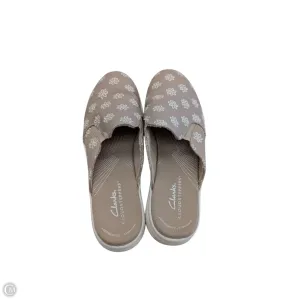 Shoes Flats By Clarks In Floral Print, Size: 7