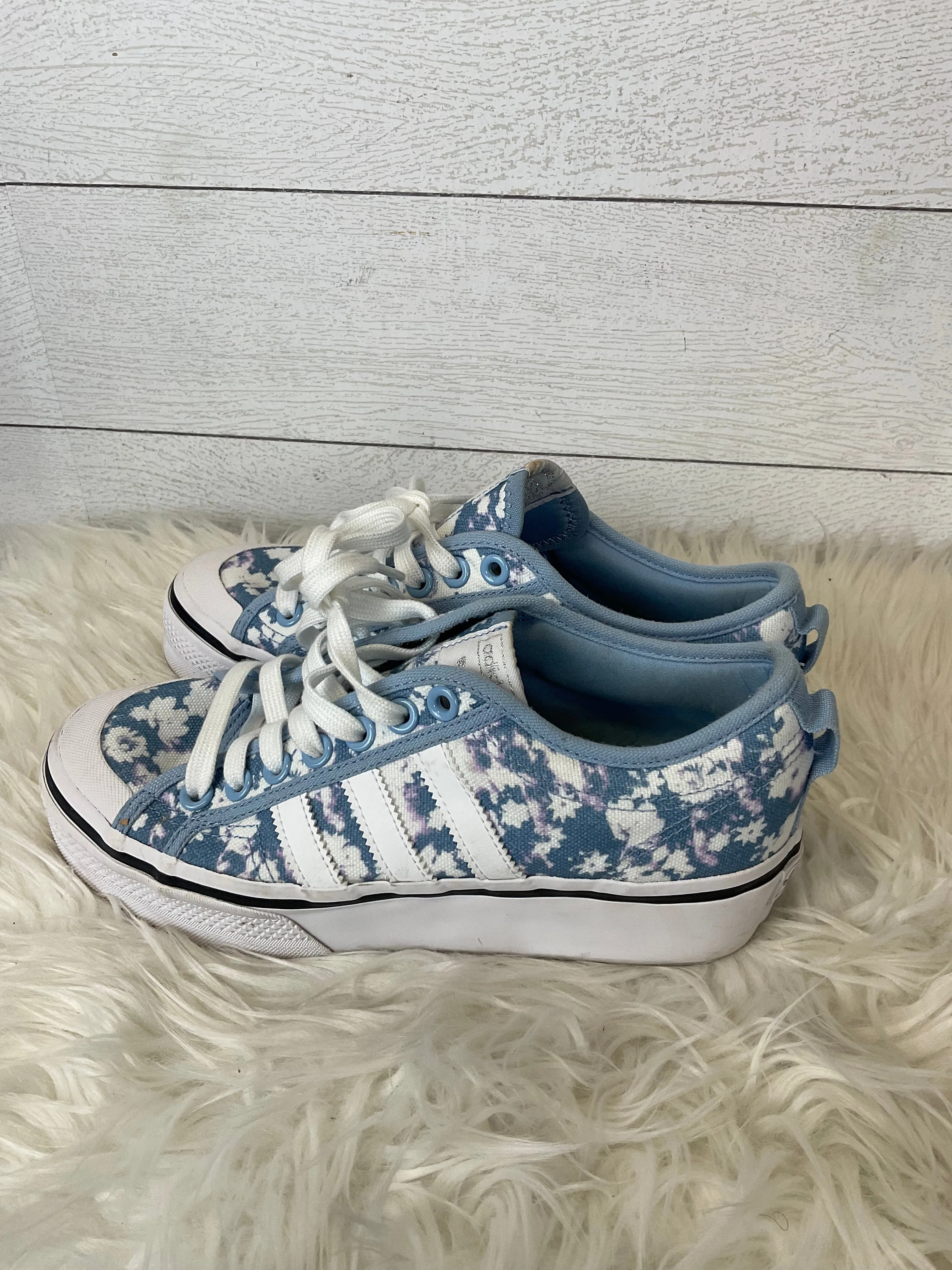 Shoes Sneakers By Adidas In Blue, Size: 8.5
