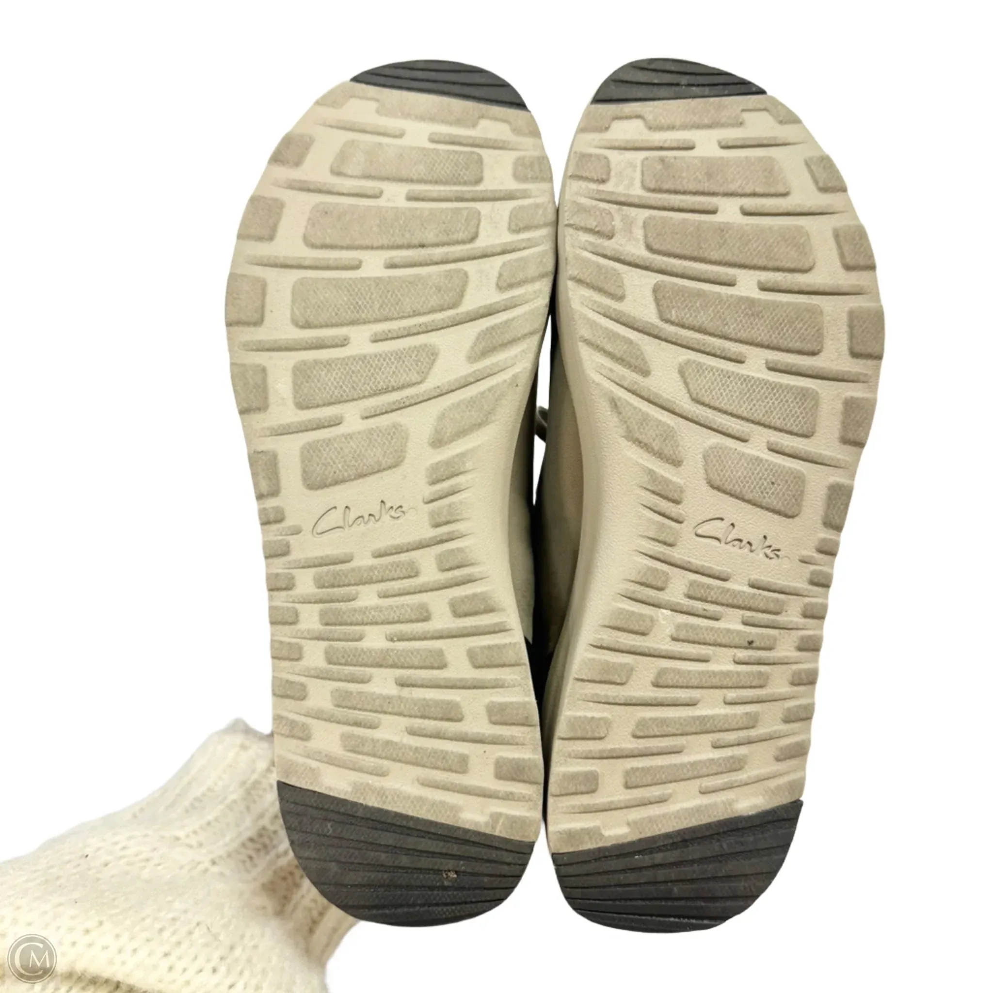 Shoes Sneakers By Clarks In Black & Grey, Size: 8.5