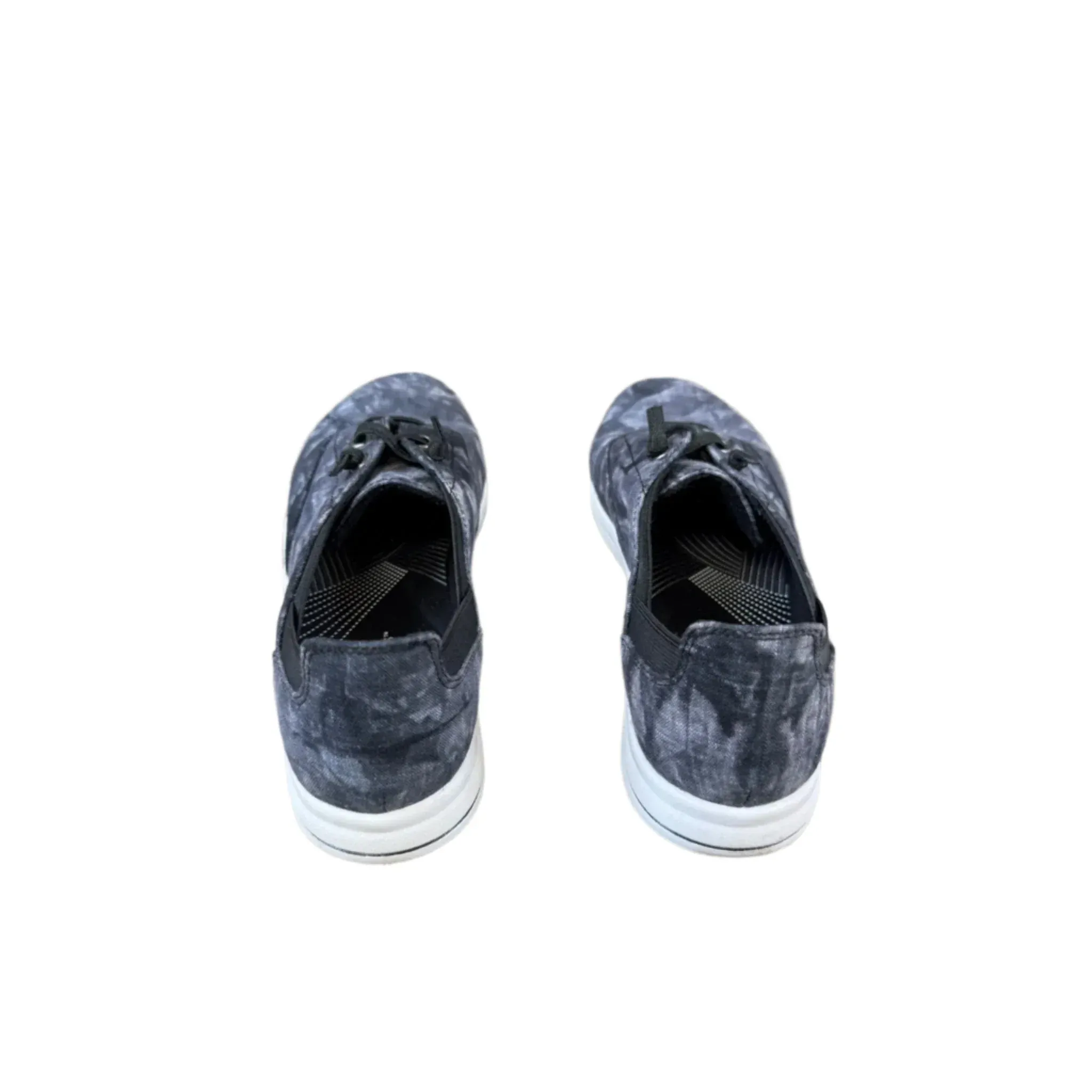 Shoes Sneakers By Clarks In Camouflage Print, Size: 7.5