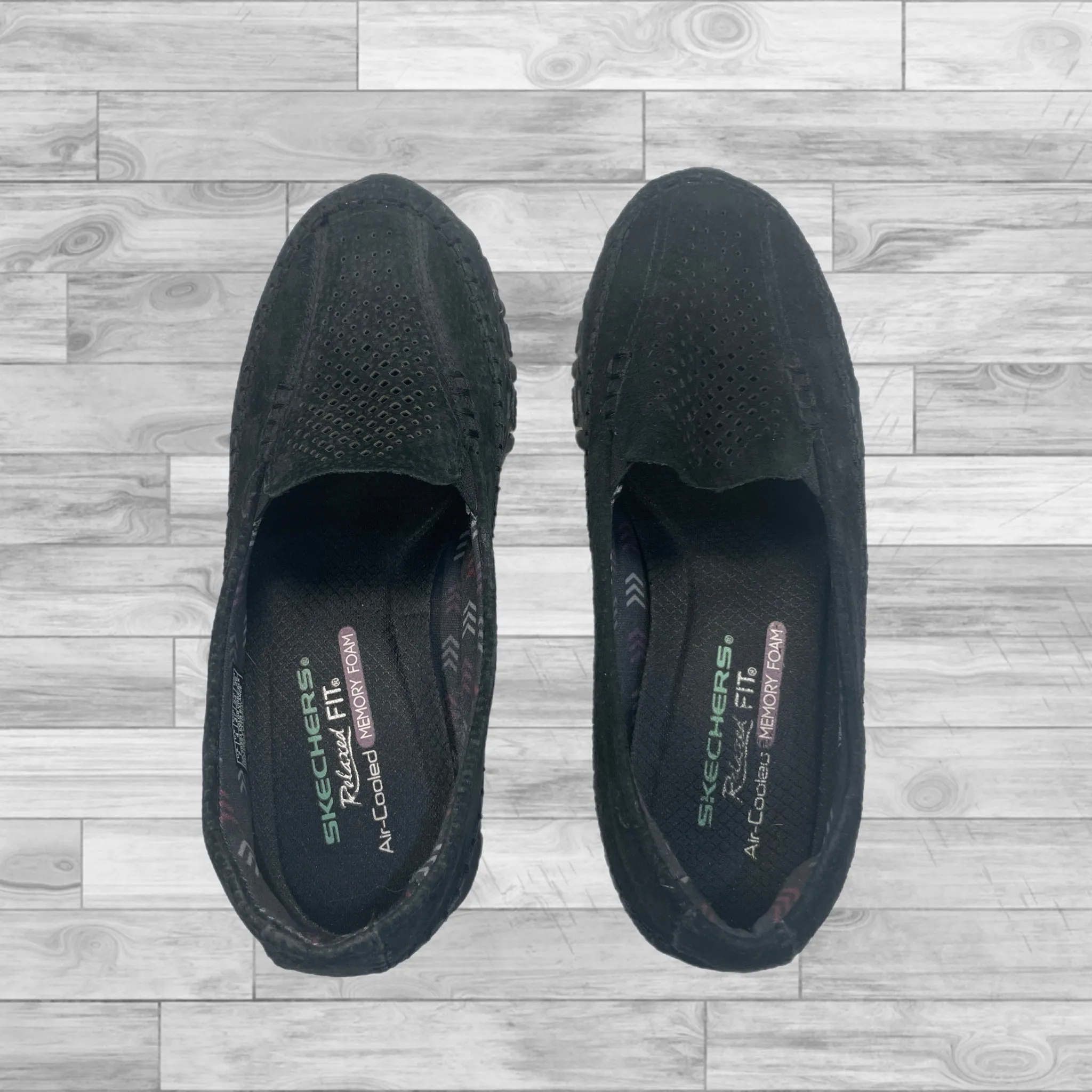 Shoes Sneakers By Skechers In Black, Size: 7 skechers
