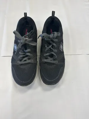 Shoes Sneakers By Skechers  Size: 9 skechers