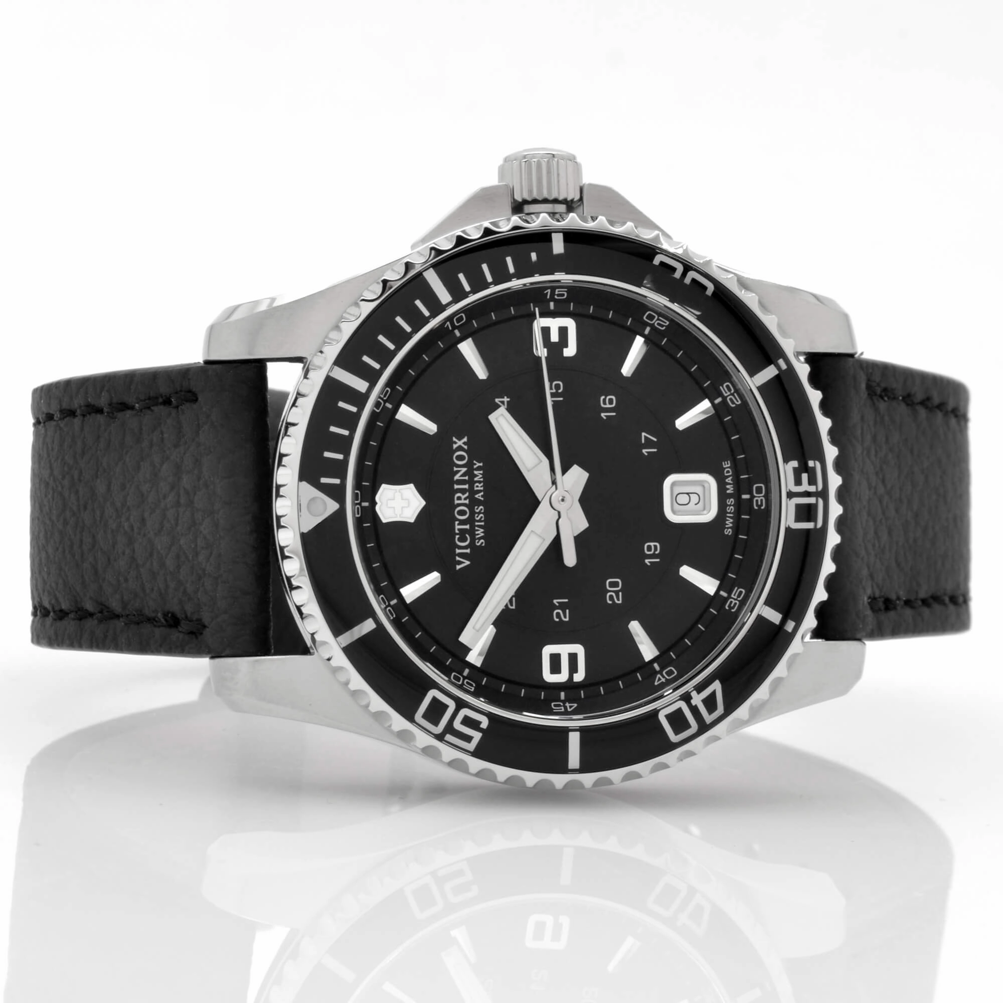 Victorinox Swiss Army Men's Quartz Watch - Maverick Black Leather Strap | 241862