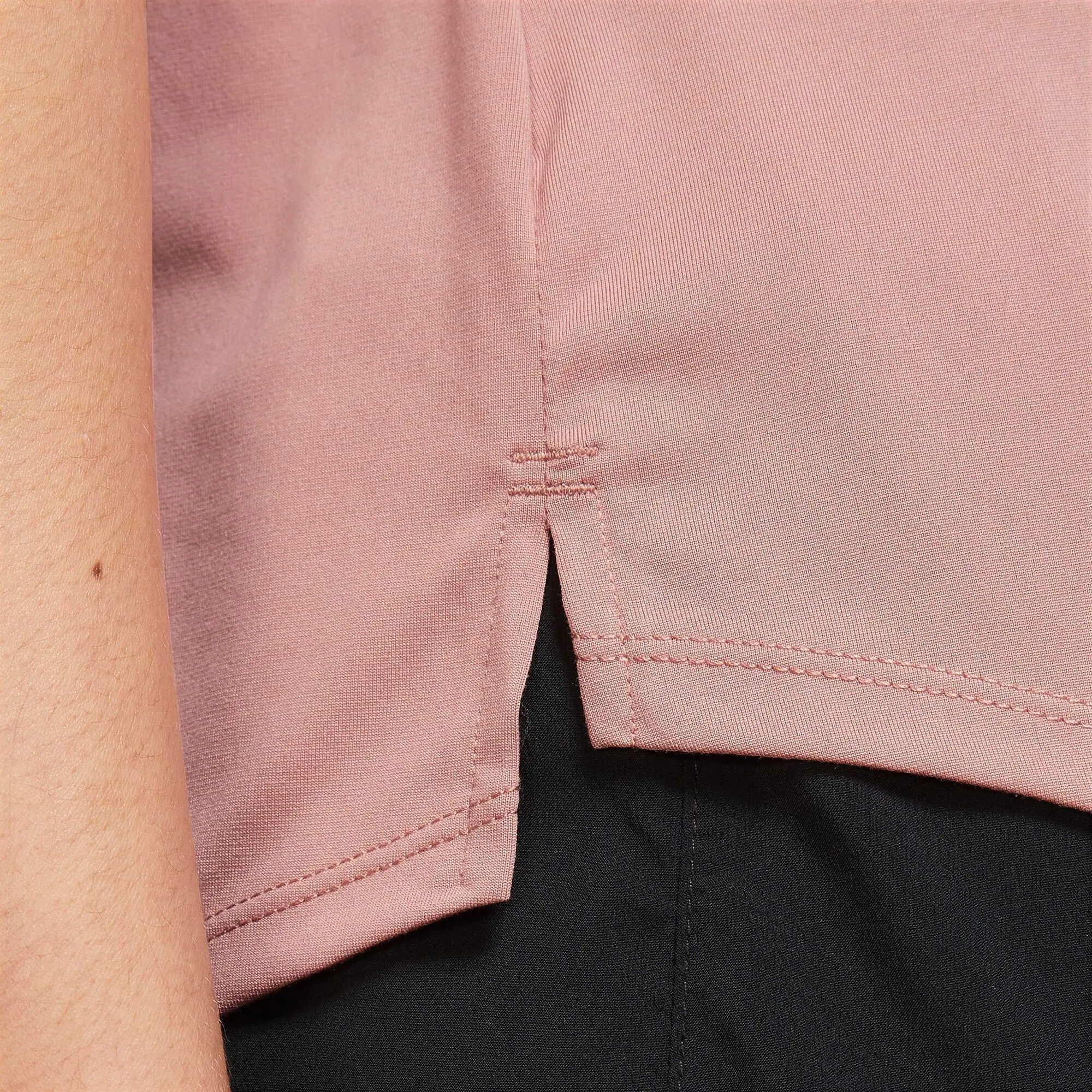 Women's Swoosh Short-Sleeve Running Top